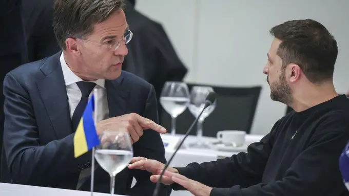 Zelenskî daxwaza mûsekên menzîl dûravêj kiriye