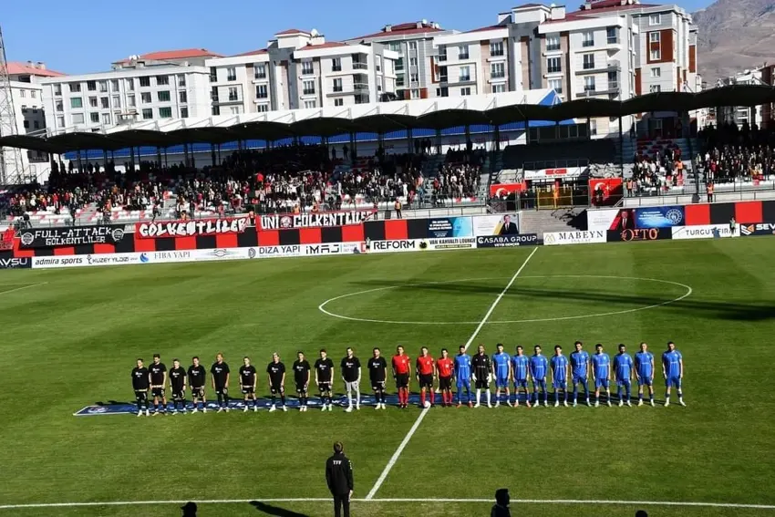 Vanspor, sahasinda maglup oldu