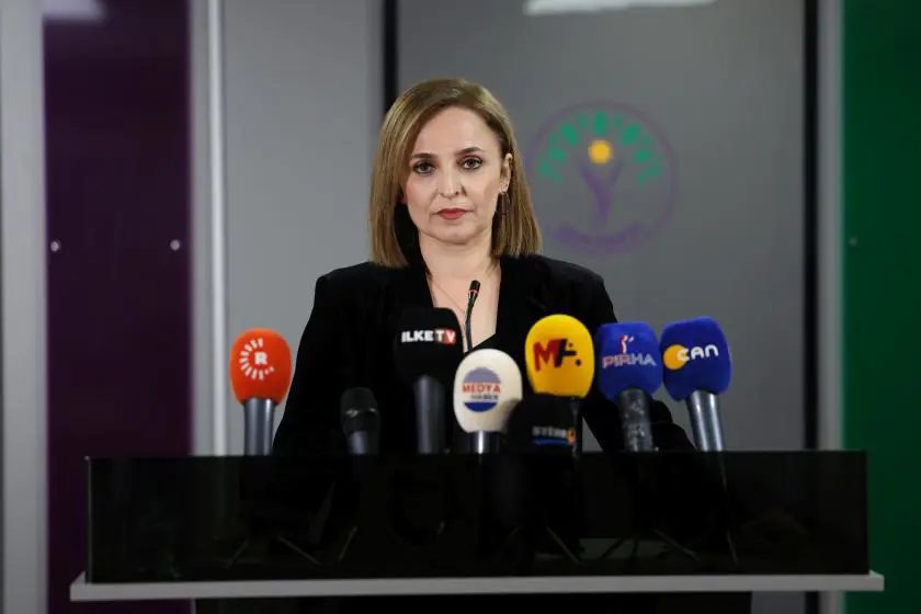 DEM Partî: Ocalan amade ye, gelo dewlet jî amade ye?