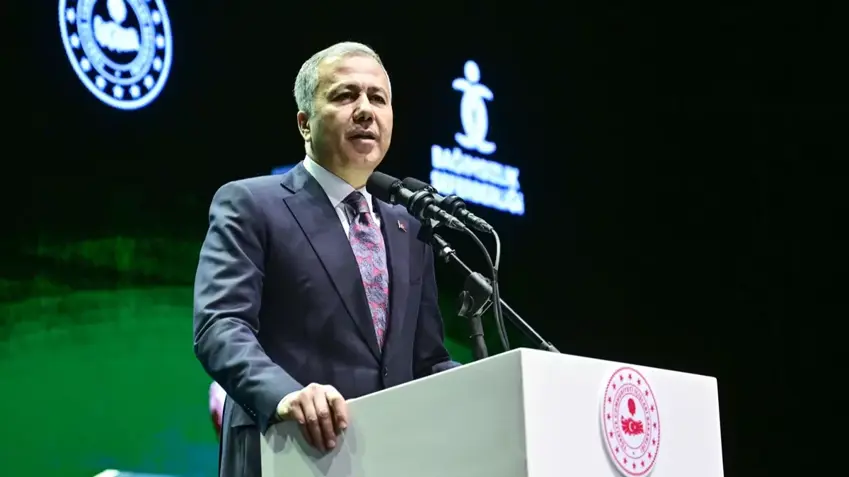 Yerlikaya’dan kayyum ve Suriyelilere dair açiklama 