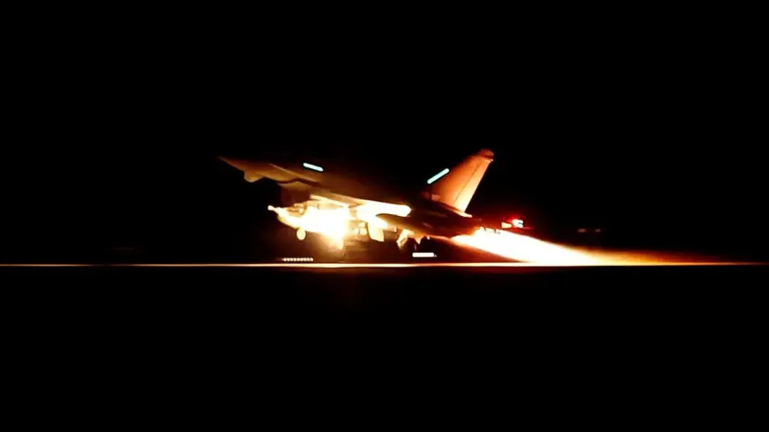 Amerîkayê li xalên Hûsiyan xist!