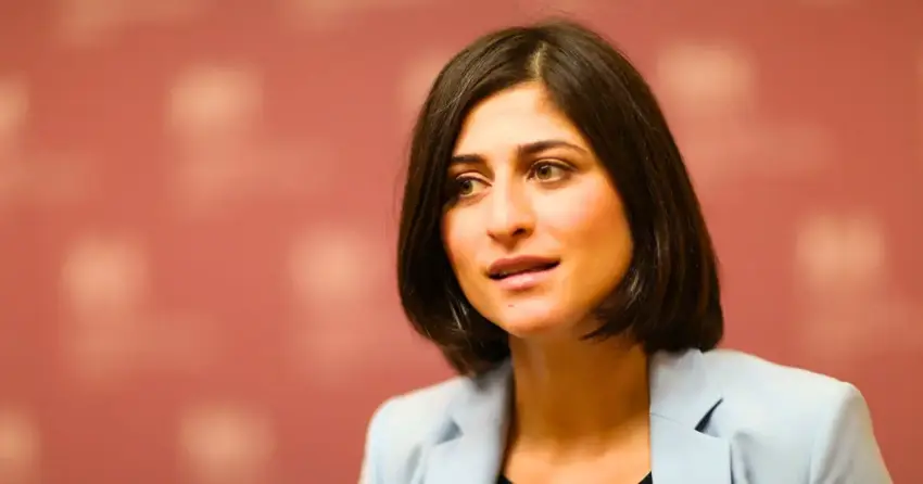 NATO sözcüsünden Iran'a kinama!