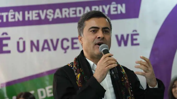Van Büyüksehir Belediye Es Baskani Abdullah Zeydan’in memnu hakki elinden alindi! 