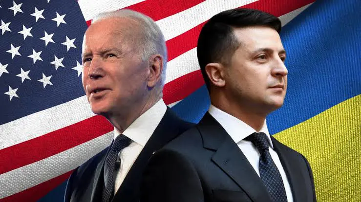 Zelenskiy, ABD Baskani Biden ile savunma paketini görüstü