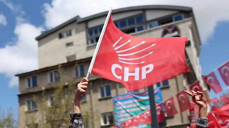 DEM Parti adayinin "mazbatasinin iptalini" isteyen CHP'li yönetici ihraç edildi