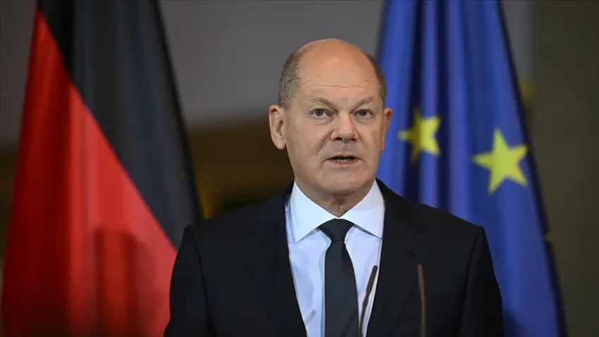 Scholz: Almanya'da kadin cumhurbaskani olmali!