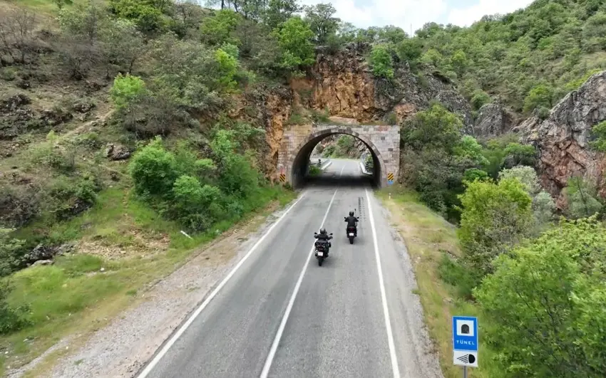 Li Mûnzûrê 3 sampiyoniyên motosikletan têne lidarxistin