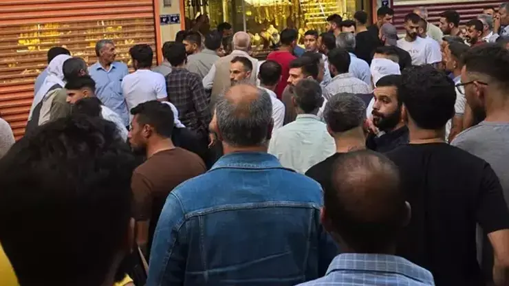 Li Wêransehrê di dukkana zêringer de pevçûn derket: 2 kustî