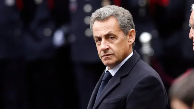 Sarkozy'den Macron'a 'erken seçim' elestirisi!