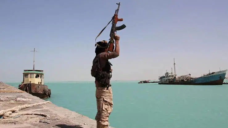 Husiler: ABD ve Ingiltere 10 saldiri düzenledi