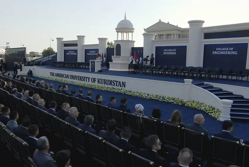 6mîn merasîma derçûna li zanîngeha Amerîkî ya Kurdistanê