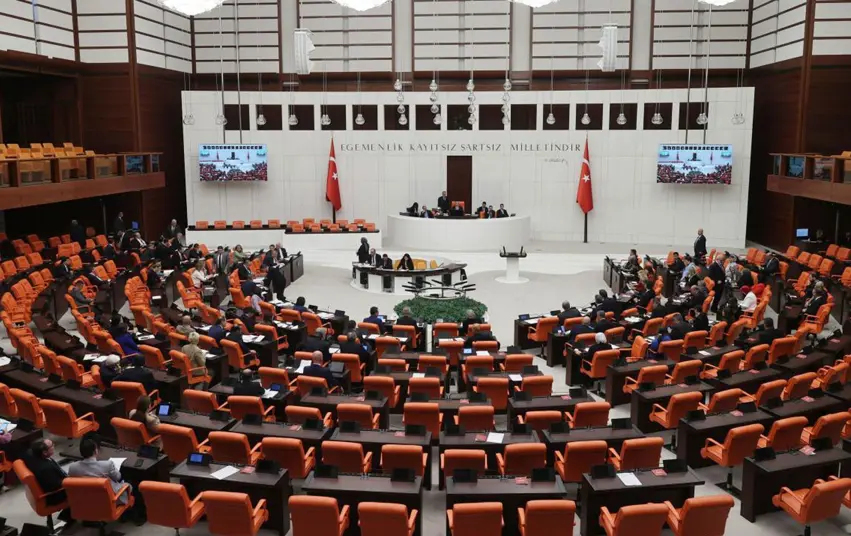 Türkiye'de Meclis 1 Temmuz'da tatile girmeyecek