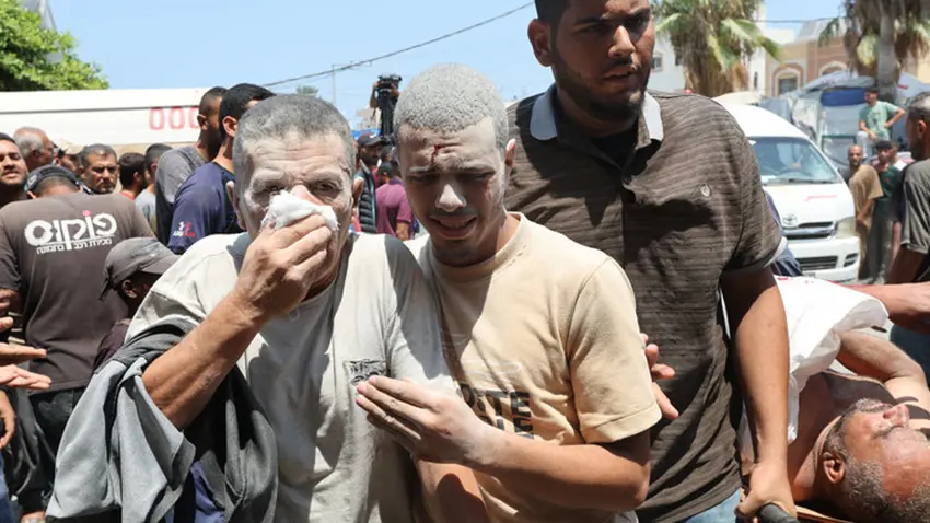 Gazze'de sahra hastanesine hava saldirisi