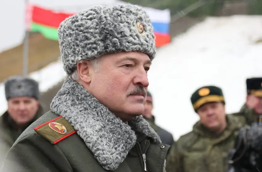 Ûkrayna û Belarûsê li ser sînor bi sedhezaran lesker bi cih kir