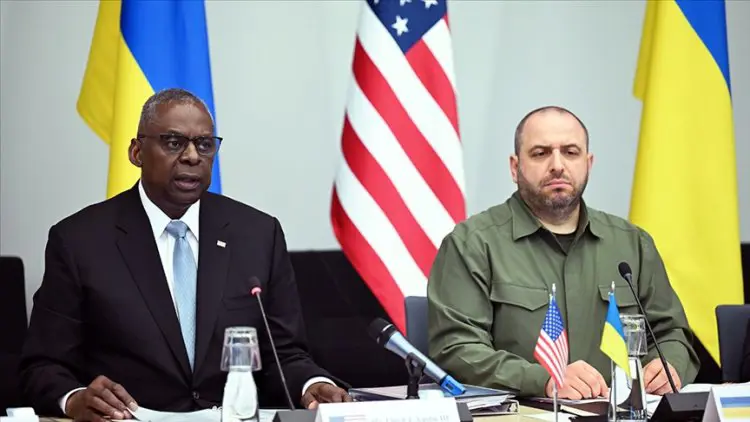 ABD Savunma Bakani, Ukraynali mevkidasi ile görüstü