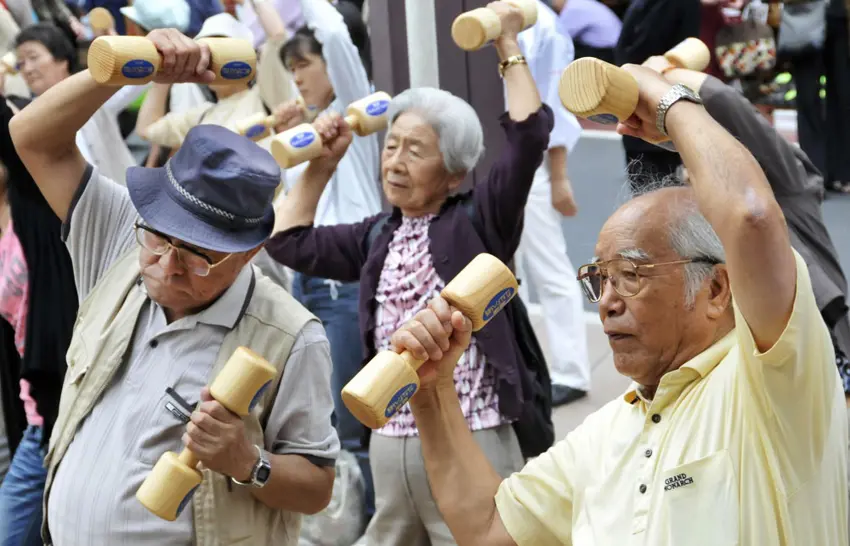 Li Japonyaya hejmara 100 saliyan zêdetir dibe