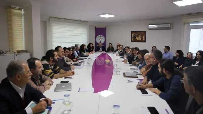 Iki gün süren DEM Parti MYK'sinda süreç ele alindi 