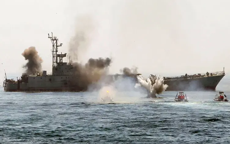  İran, Hürmüz Boğazı’nda tatbikatı başlattı