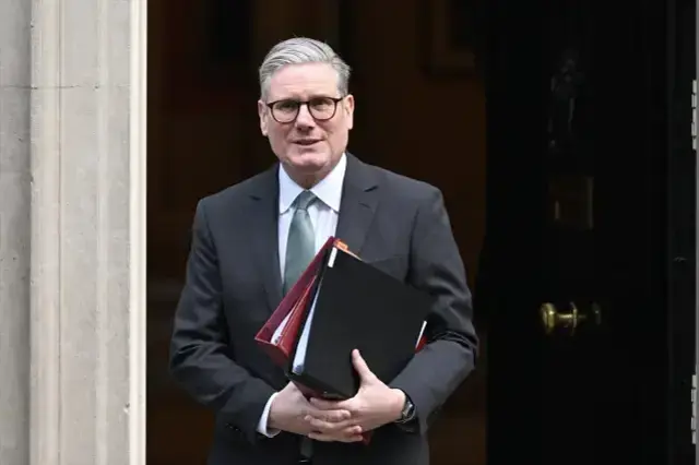 Starmer, li ser Rûsyayê got: “Em dikevin asta operasyonel”