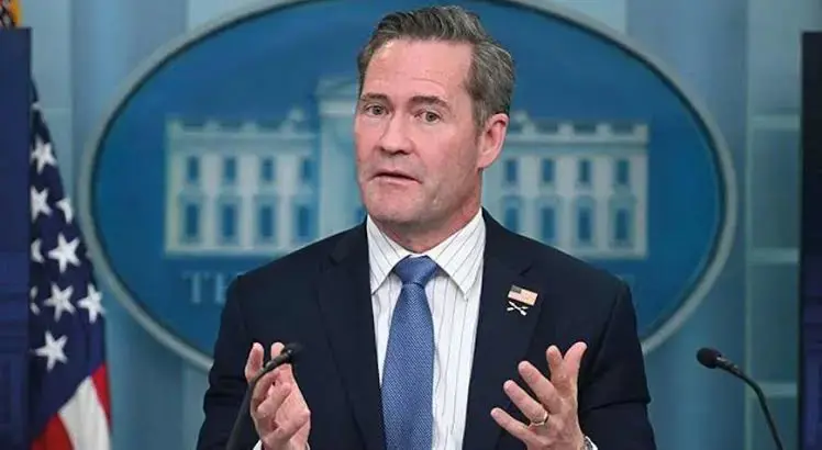 Waltz: Ji bo çareseriya kêseya Ukraynayê hewce ye Kîev dev ji hin axa xwe berde!