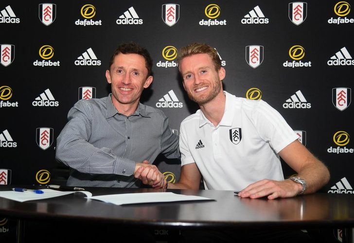 Fulham transfere doymuyor