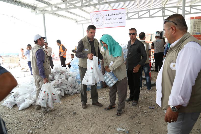 Dezgeha Barzanî alîkariyên xwe didomîne