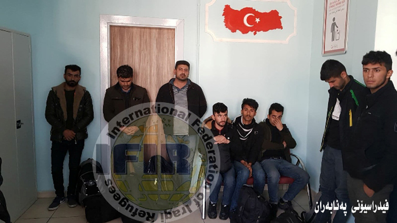 Federasyona penaberan: Tirkiye kurdan teslîmî Artêsa Azad dike