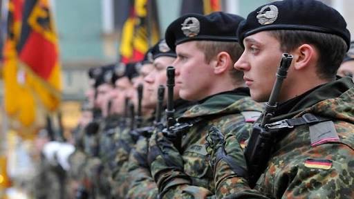 Almanya orduya asker ariyor