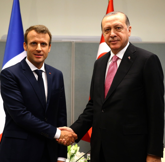 Erdogan ricaya Minbicê ji Macron kir