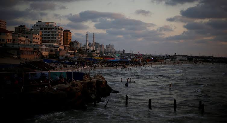 Israil, Gazze Seridi’ne set çekiyor