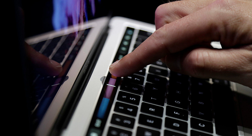 Pîra 87 salî bi paintê bû fenomen