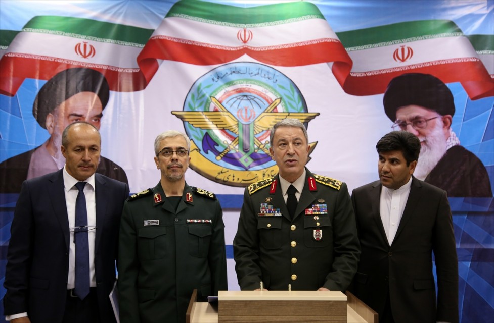 Tirkiye ji bo Qendîlê li ber Îranê digere