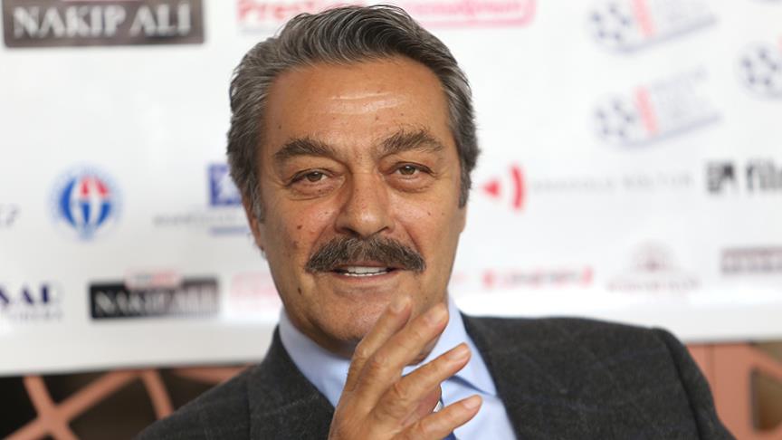 Ünlü oyuncu Kadir Inanir hastaneye kaldirildi