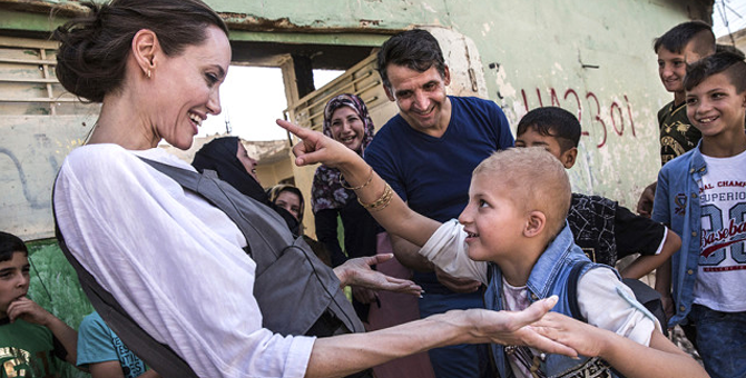 Angelina Jolie, bu kez Suriye'den evlat ediniyor