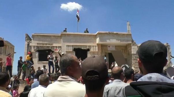 Rastan sehri Esed’in eline geçti