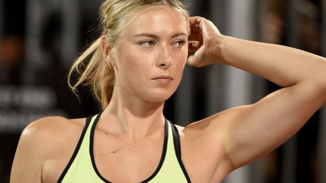 Sharapova'dan Indian Wells'e erken veda