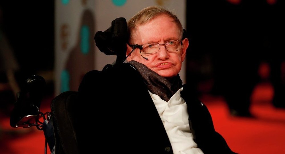 Stephen Hawking 76 yasinda hayatini kaybetti