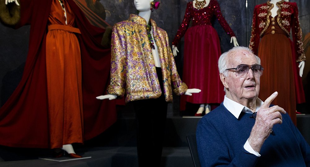 'Paris'i dünya modasinin zirvesine çikaran' Hubert Givenchy 91 yasinda öldü