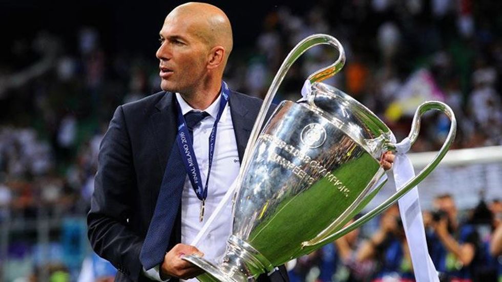 Zidane têkiliya bi Real Madridê re bidawî anî