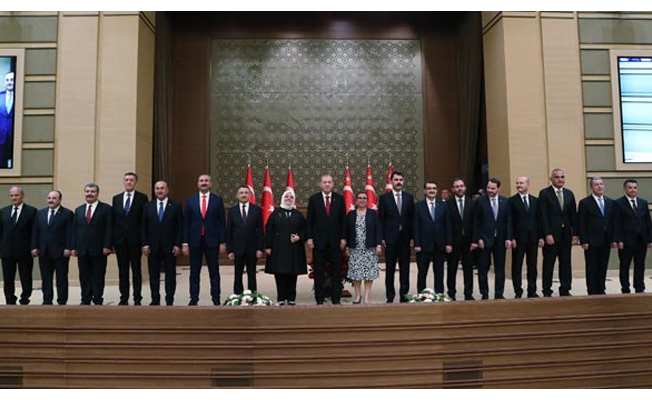 Di kabîneya nû ya Erdogan de Kurd tunene