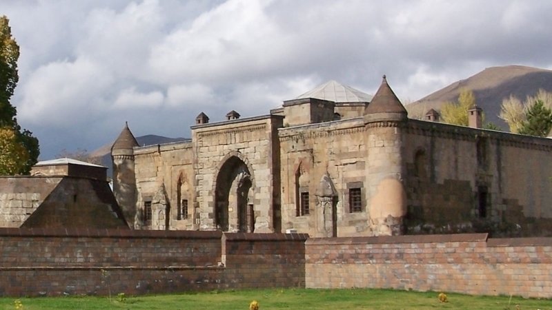 Baregeha Kurdistanê ya demekî: Medresa Îxlasiyê