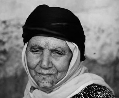 Mirov dikare temenê xwe dirêj bike