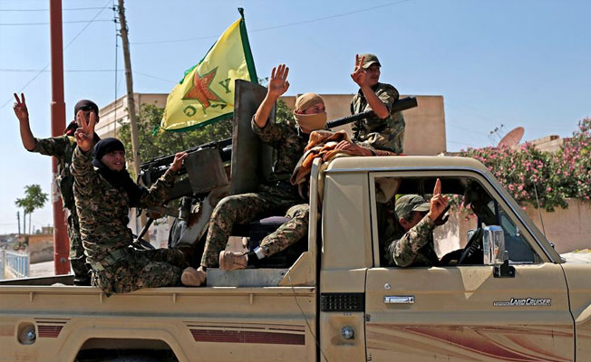 DSG Suriye rejimine ait bir tanki vurdu