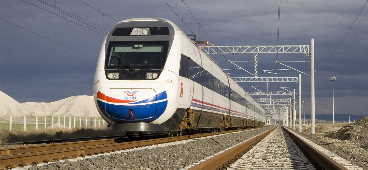 Rêwîtiya trênê di nava Tirkiye û Îranê de dest pê dike