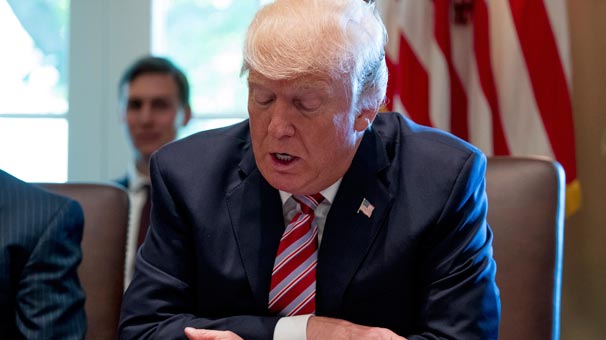 Savci Mueller'in ,Trump'a yöneltecegi sorular basina sizdi