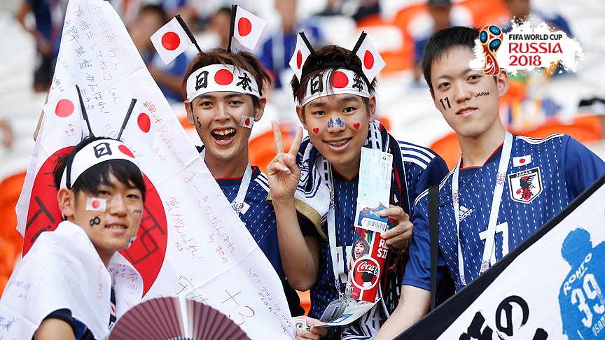 Japonlar, temizlikleriyle futbolseverleri büyüledi