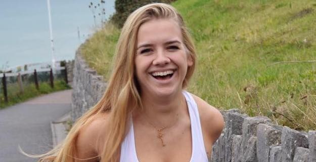 Instagram fenomeni olmak için Oxford Üniversitesi'ni birakti