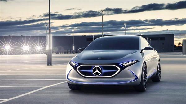 Daimler xebatên bi Îranê re da rawestandin