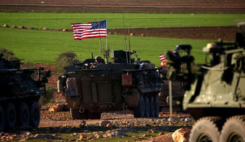 ABD ve Fransa Menbiç'e askeri sevkiyat yapti, helikopterler havadan eslik etti!