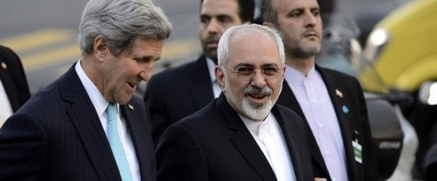Kerry du cara bi Îranê re civiya ye